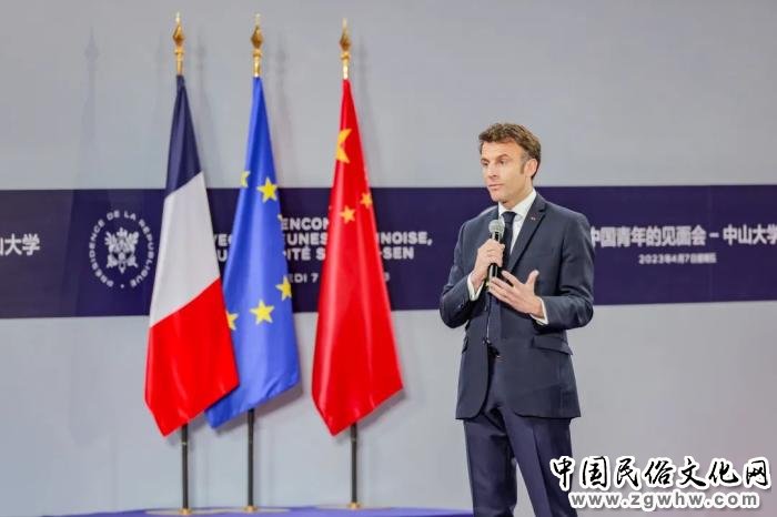 马克龙中英法三语分享访华行程 赞“法中友谊万岁!”